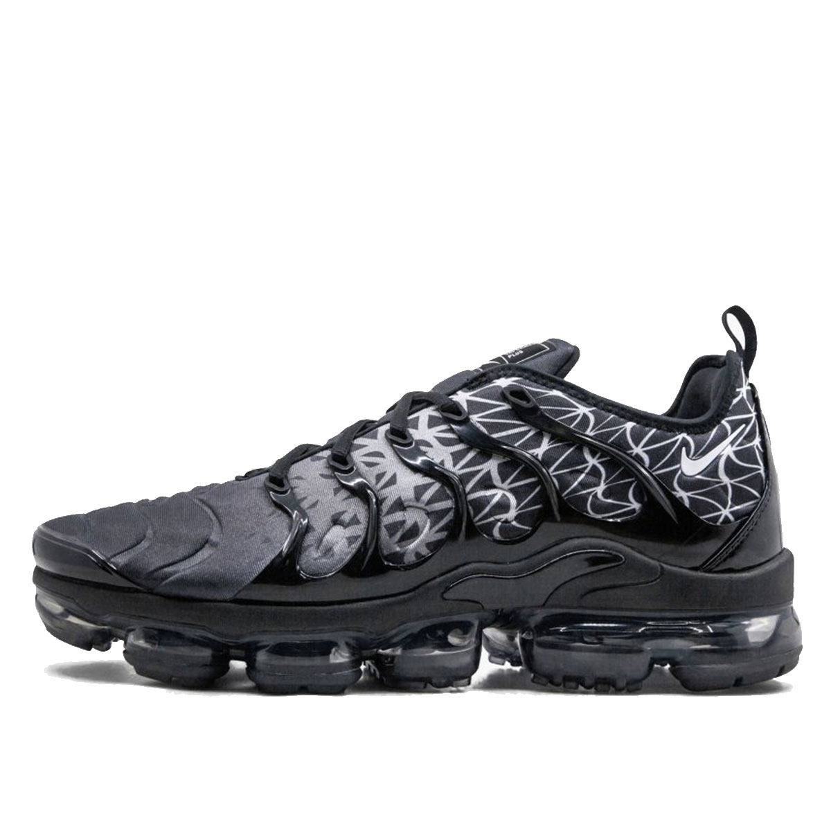 air vapormax plus geometric