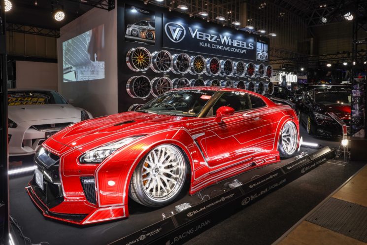 2019東京オートサロンKUHLRACINGクールレーシングブース、沢山のご来場