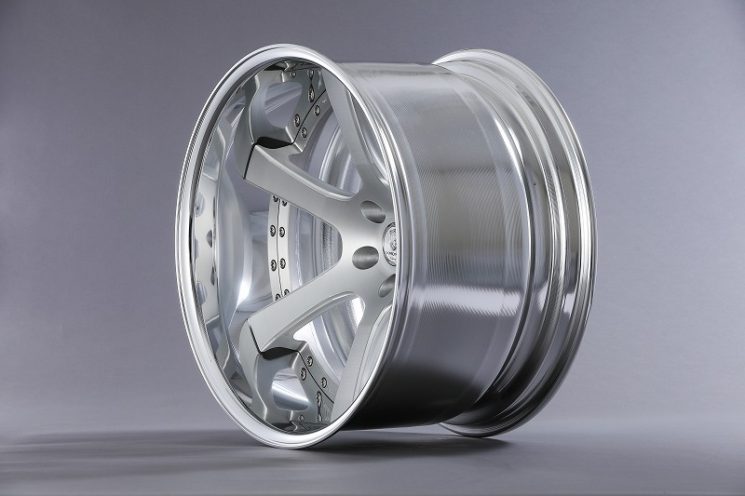 VERZ-WHEELSの鍛造2ピースホイールNEWブランド「VERZ-KRONE」ヴェルズ