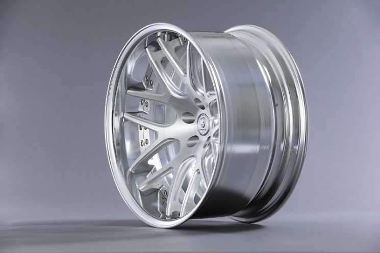 VERZ-WHEELSの鍛造2ピースホイールNEWブランド「VERZ-KRONE」ヴェルズ