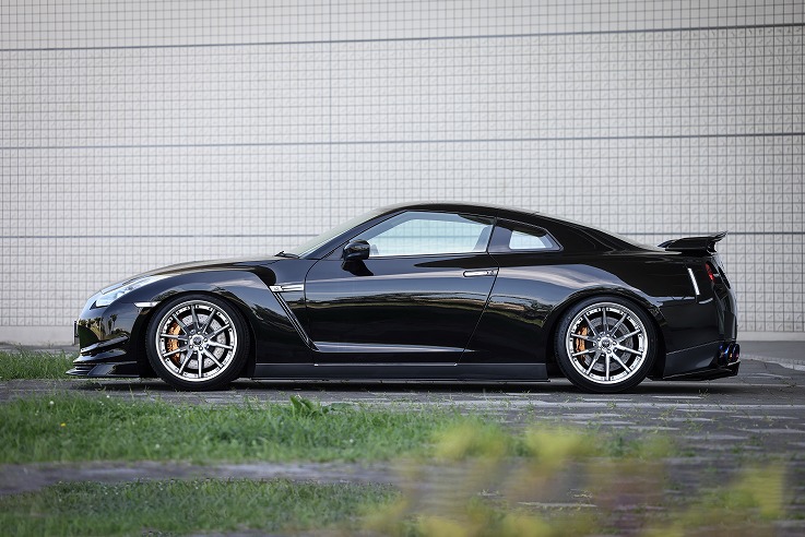 KRUISE by KUHLRACING新作エアロパーツ完成！R35GT-R2008～2010モデル