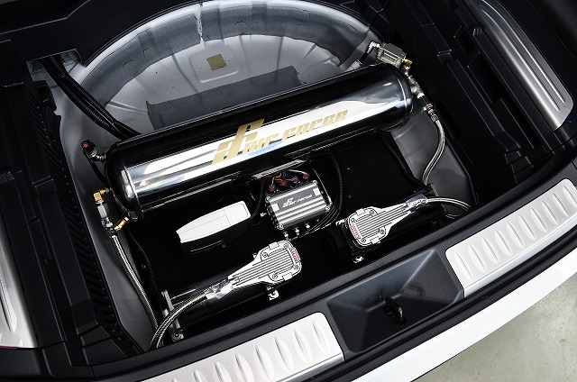 KRUISE by KUHLRACING新型80ハリアー用エアロパーツ&エア