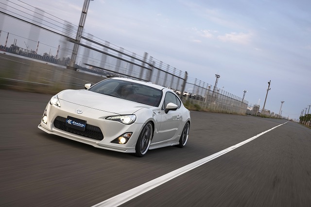 ZN6 86前期用エアロパーツ完成（前編）！KRUISE by KUHLRACINGブランド