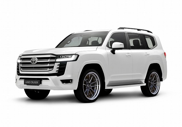 新型ランドクルーザー300価格や装備品が確定しました
