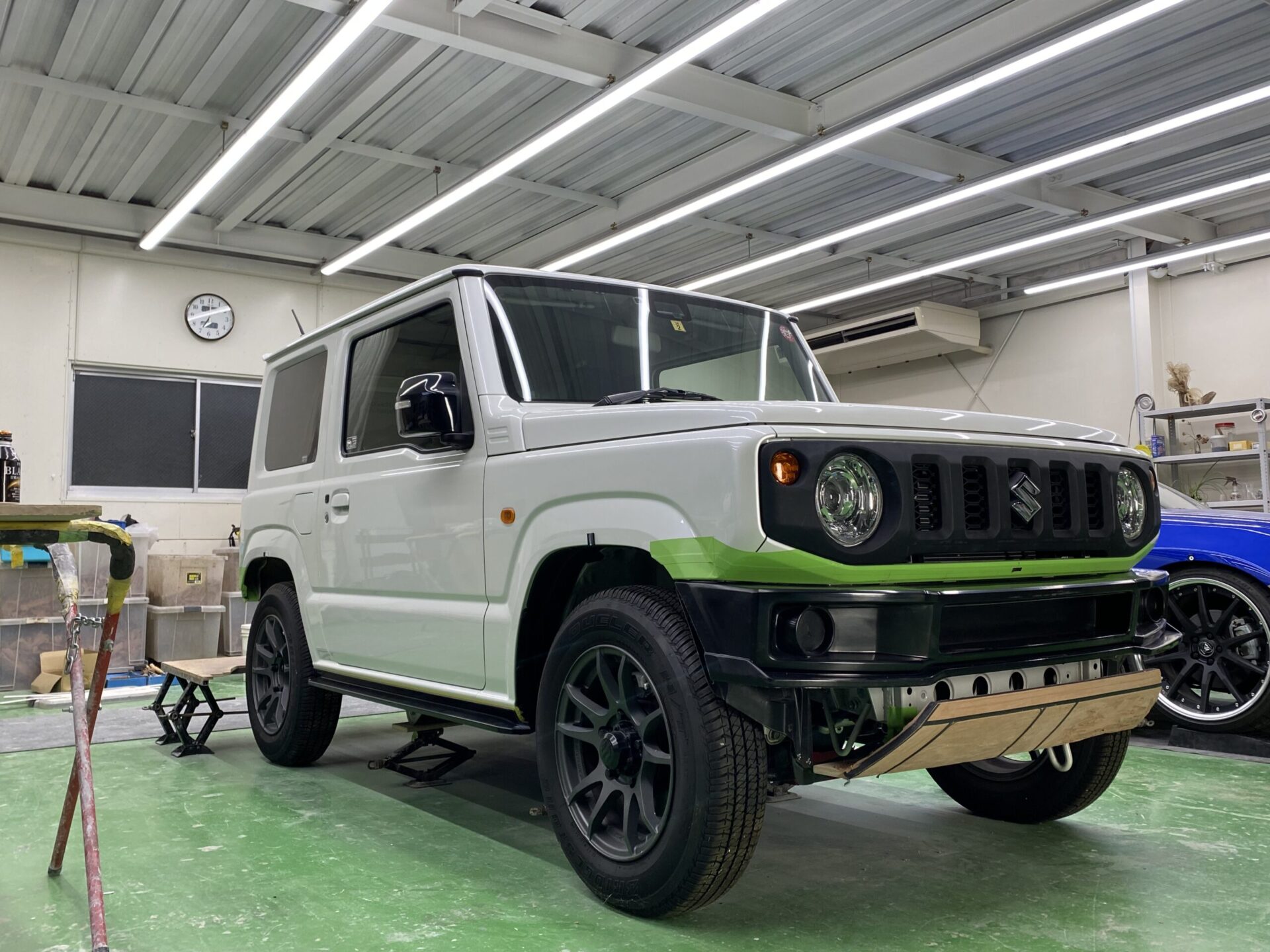 エアロバンパー ホワイト・シルバー JB64W JIMNY ジムニー用エアロパーツ開発経過報告！フロントバンパー