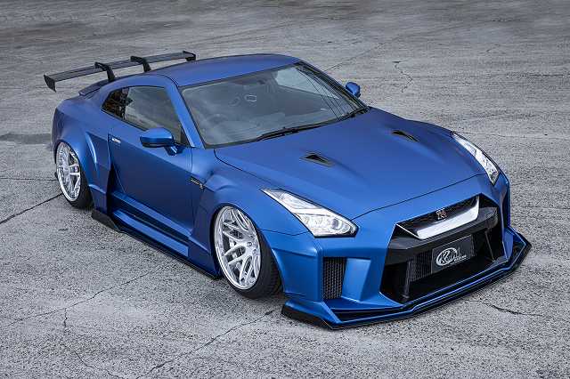 R35GT-R KUHLRACING 35R FINAL EDITION TYPE2ワイドボディエアロ