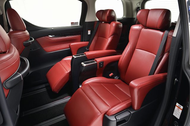 30後期アルファード「KUHL ONE LIMITED」限定コンプリートカー紹介