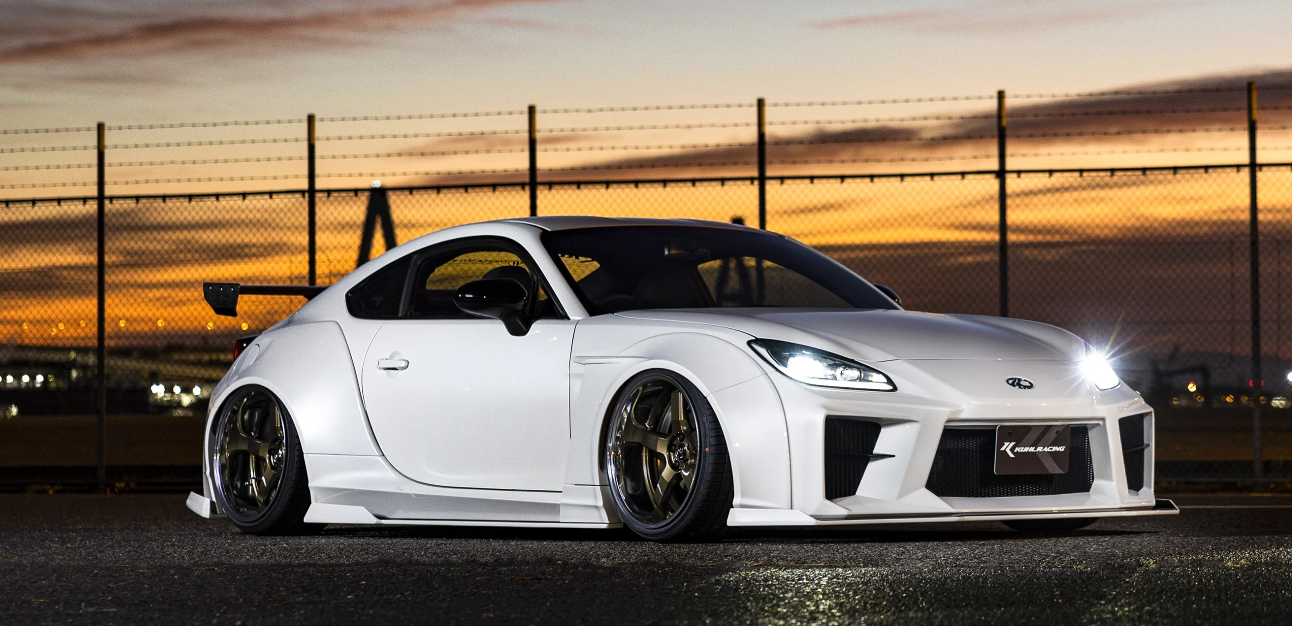 KUHLRACING 03R-GTW BRZ