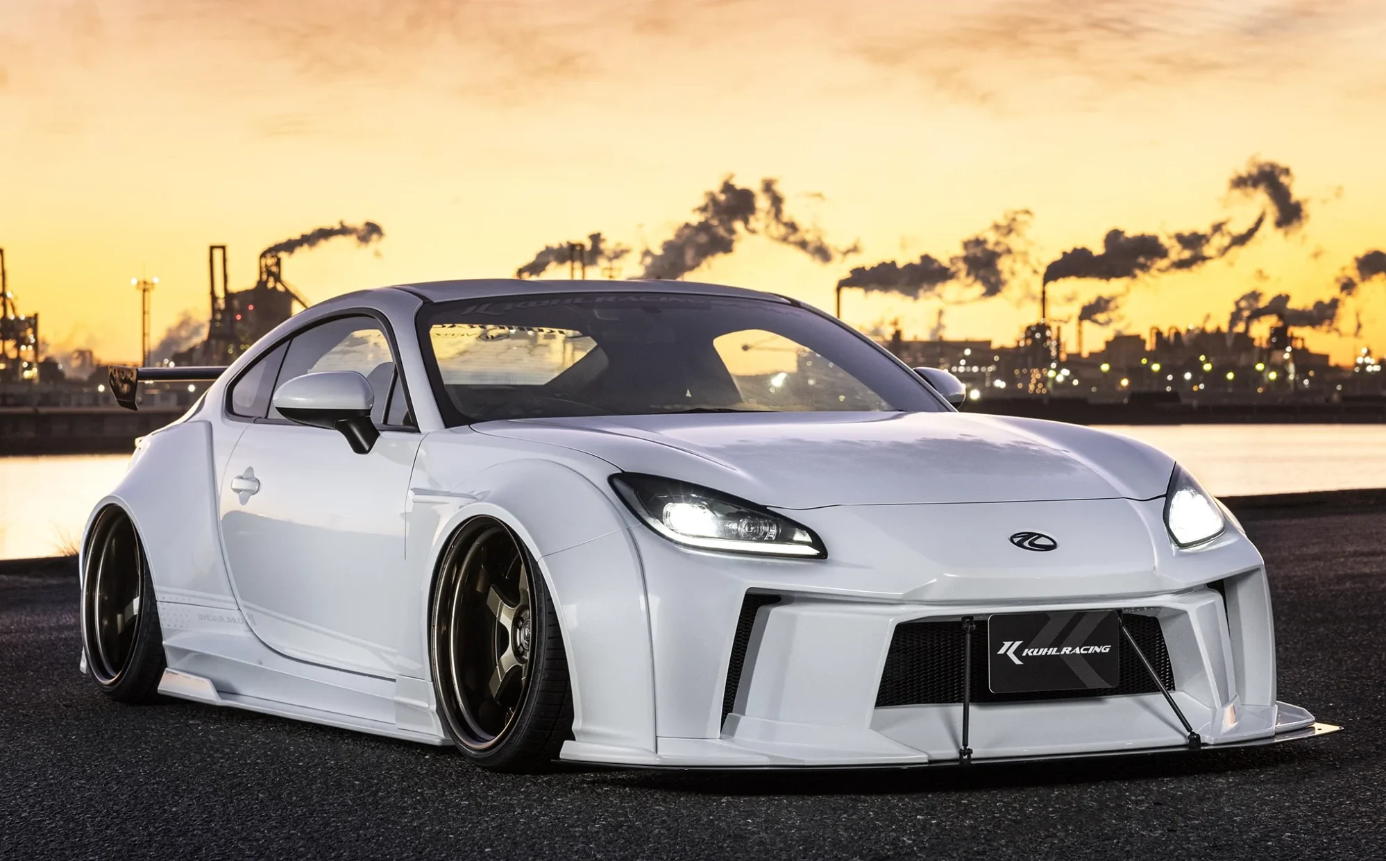 KUHLRACING 04R-GTW BRZ