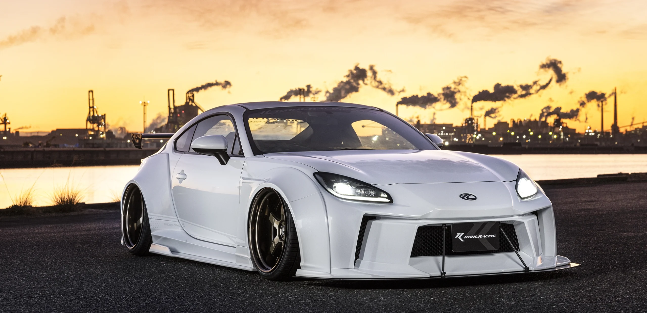 KUHLRACING 04R-GTW BRZ