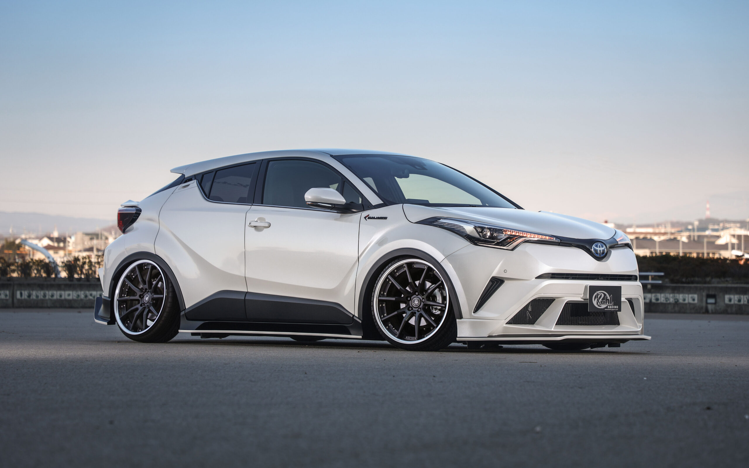 C-HRコンプリートカー&エアロパーツ | KUHL(クール)