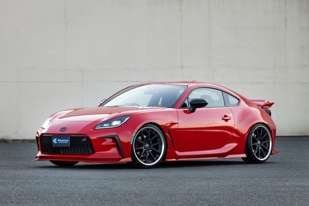 KRUISE KR-ZN8RR GR86 ｜ KUHL(クール)