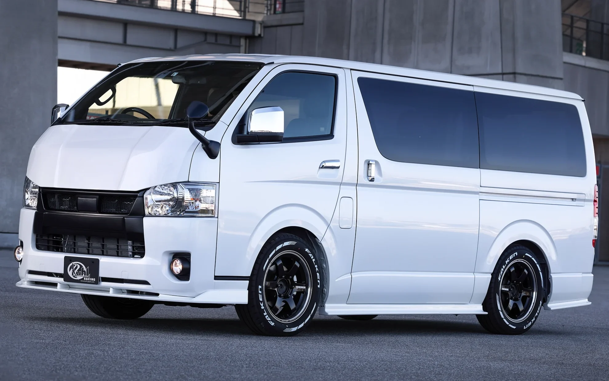 KUHLRACING 200V-RS HIACE