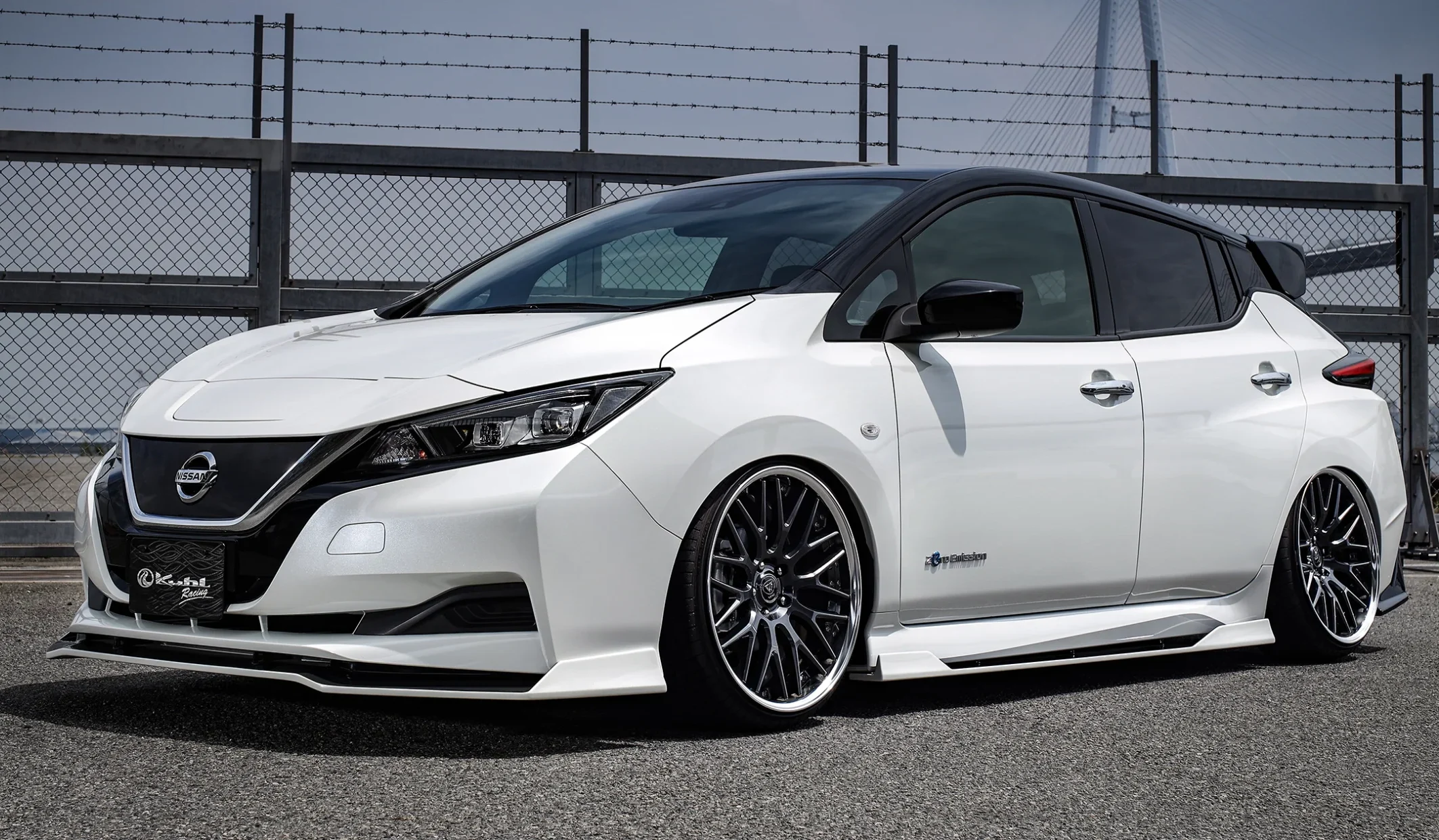 KUHLRACING EM57-GT LEAF