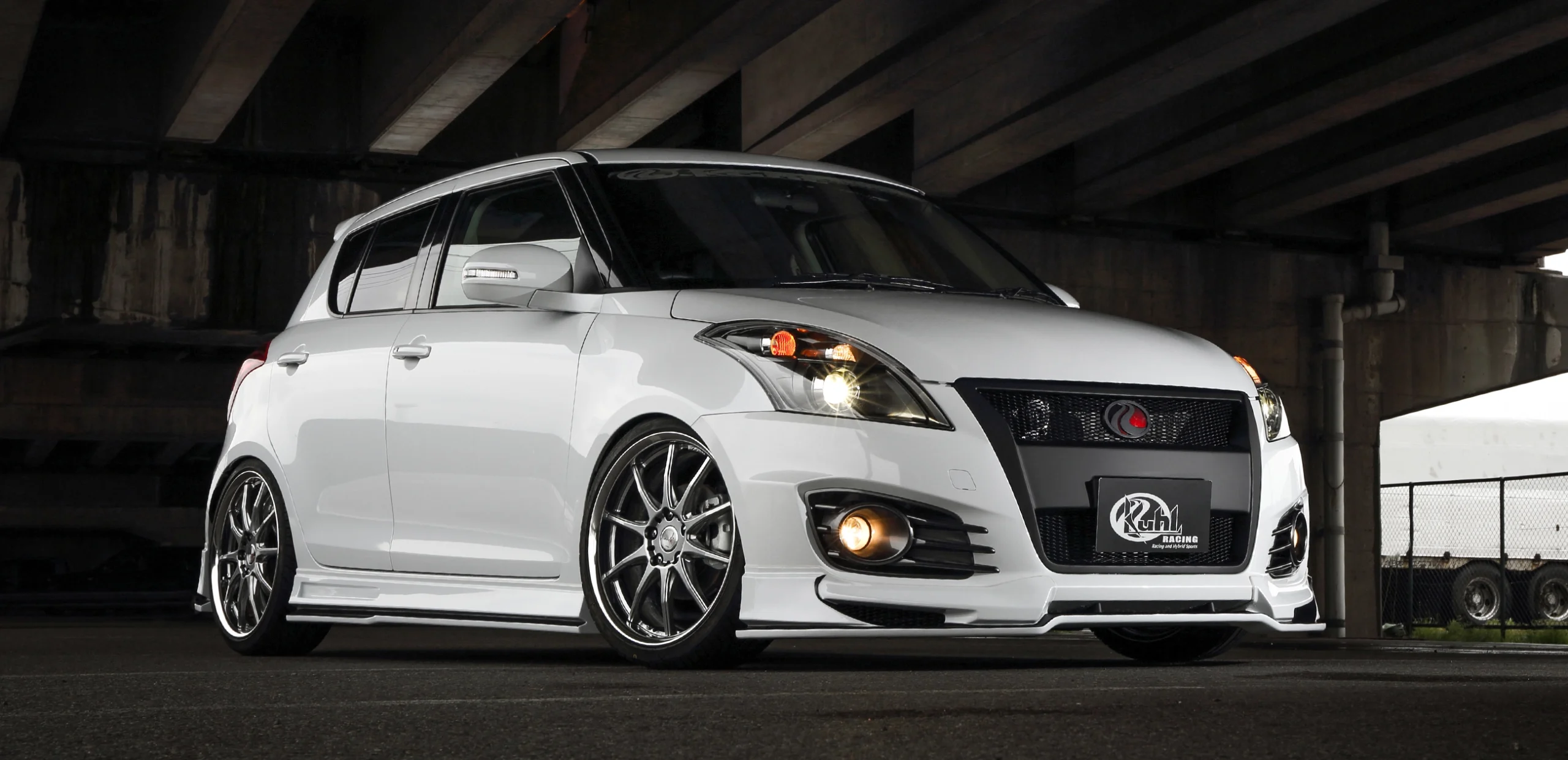 KUHLRACING 32R-SS SWIFT SPORT