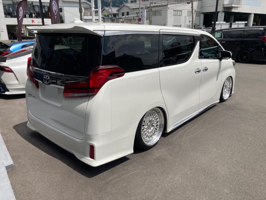 祝☆ご納車】KUHL エアサス コンプリート!! 30後期アルファード 純ベタ