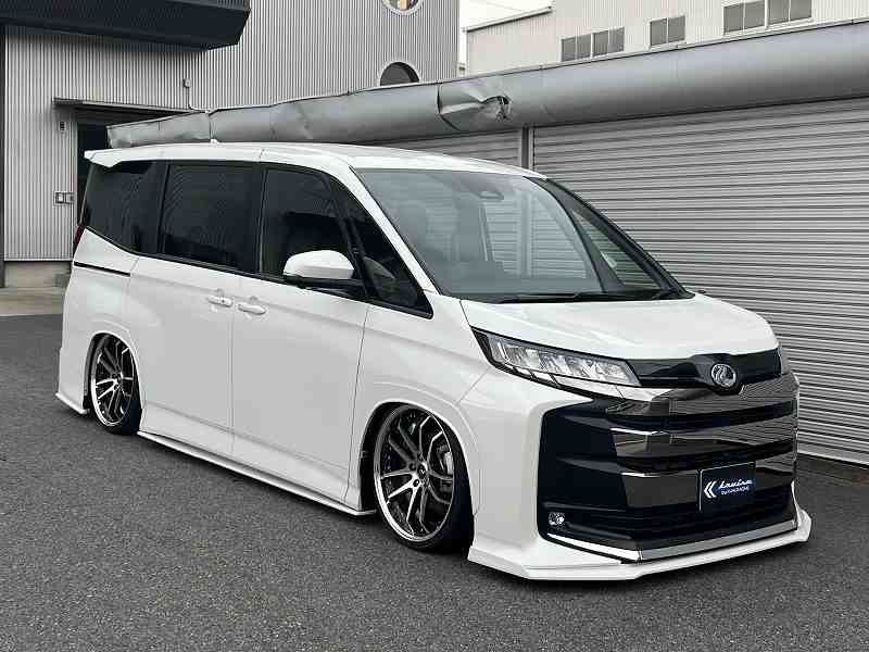 新型ノア＆ヴォクシー用エアロパーツ完成！オーバーフェンダー・リア