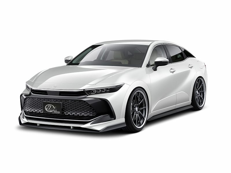 新型「クラウンクロスオーバー」グレードの違いを解説(後編)！カスタム