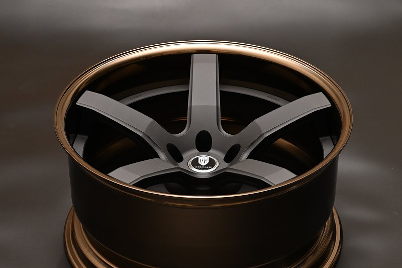 KUHLJAPAN「東京オートサロン2023」出展フルカスタムデモカー開発速報