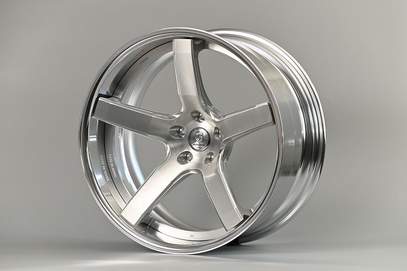 KUHLJAPAN「東京オートサロン2023」出展フルカスタムデモカー開発速報