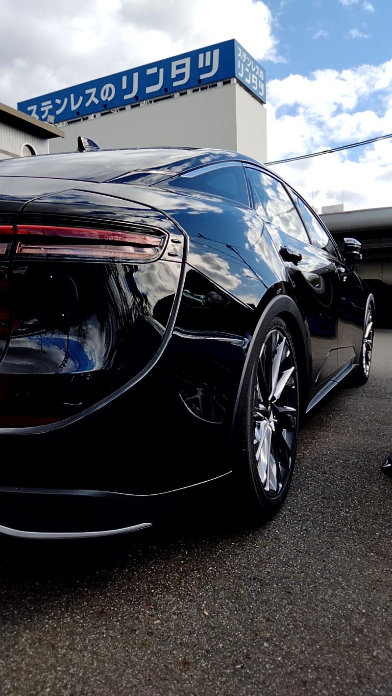 新型クラウン 後ろ姿