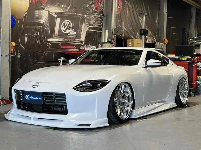 東京オートサロン本日開催！！ 新型Zカスタム車両完成！ ｜ KUHL(クール)