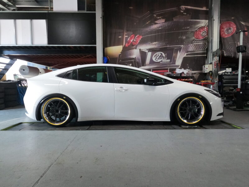 60PRIUS.LOW
