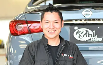 工場長：カルロス