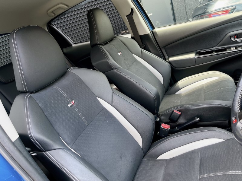 GRヴィッツ　シート