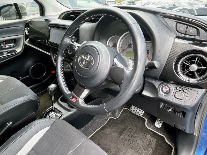 GRヴィッツ内装