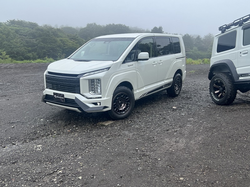 KUHL デリカ オフロード