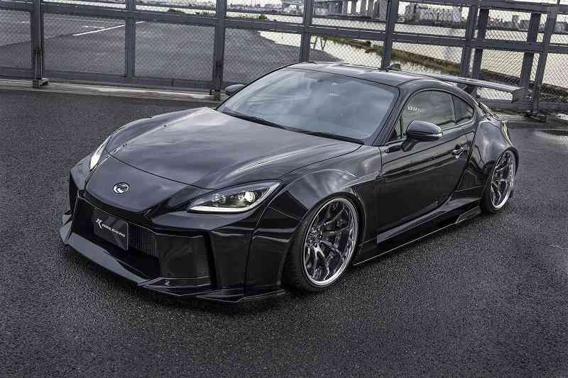 新製品情報】GR86＆BRZ用GTウイング完成！ミドルマウントタイプのリア