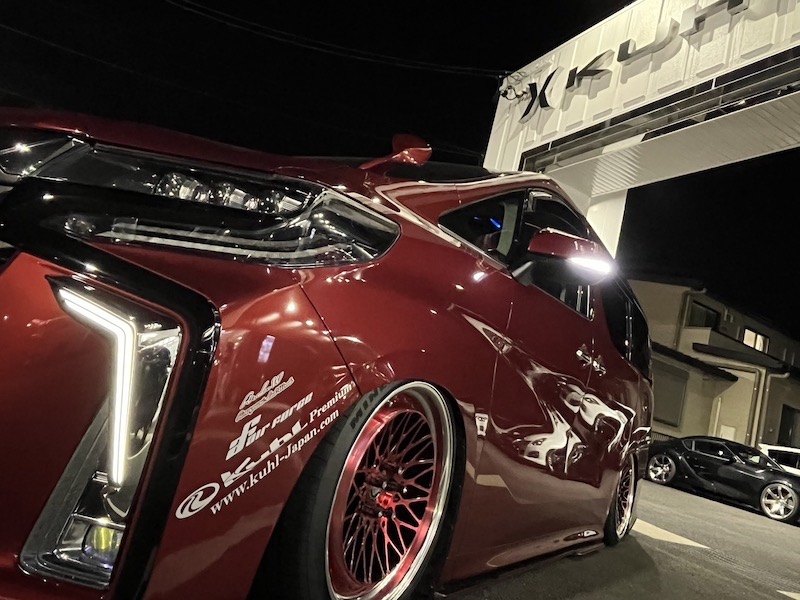 ダークレッドマイカメタリックフルカスタムアルファード前編 ｜ KUHL