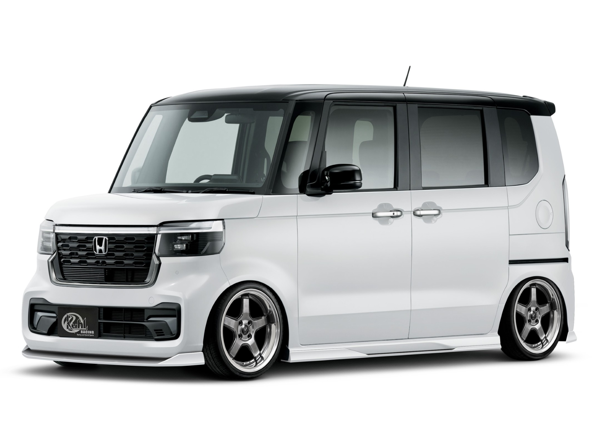 新型車・開発決定情報】新型N-BOXカスタム用エアロパーツ開発決定