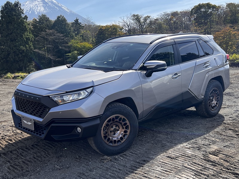 ホイール】SUBARU・FORESTER に「VERZ-KROSS X6」17インチを装着