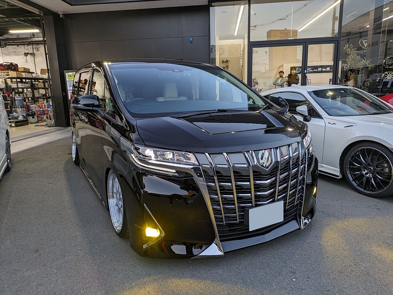 アルファード エアサス ご納車ブログ】30アルファード エアサス 純ベタ仕様！ ｜ KUHL(クール)