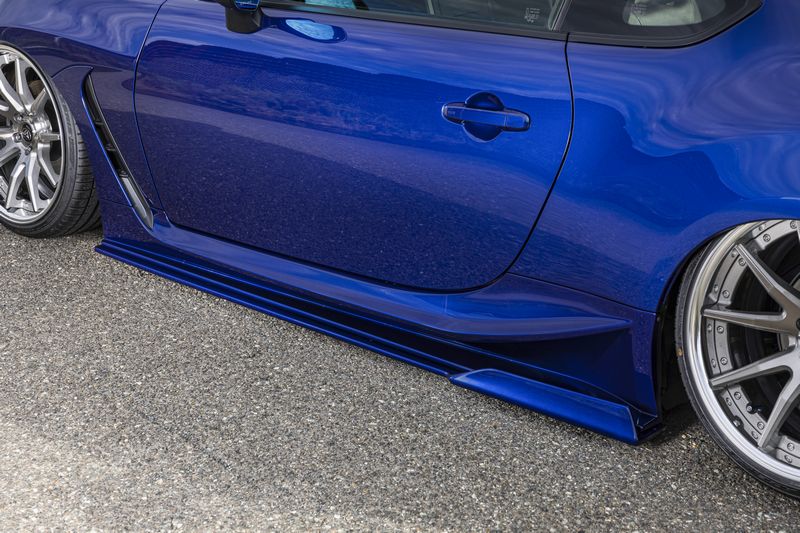 KUHLエアロを装着したGR86