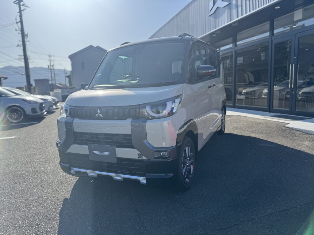 KUHLの三菱デリカミニ