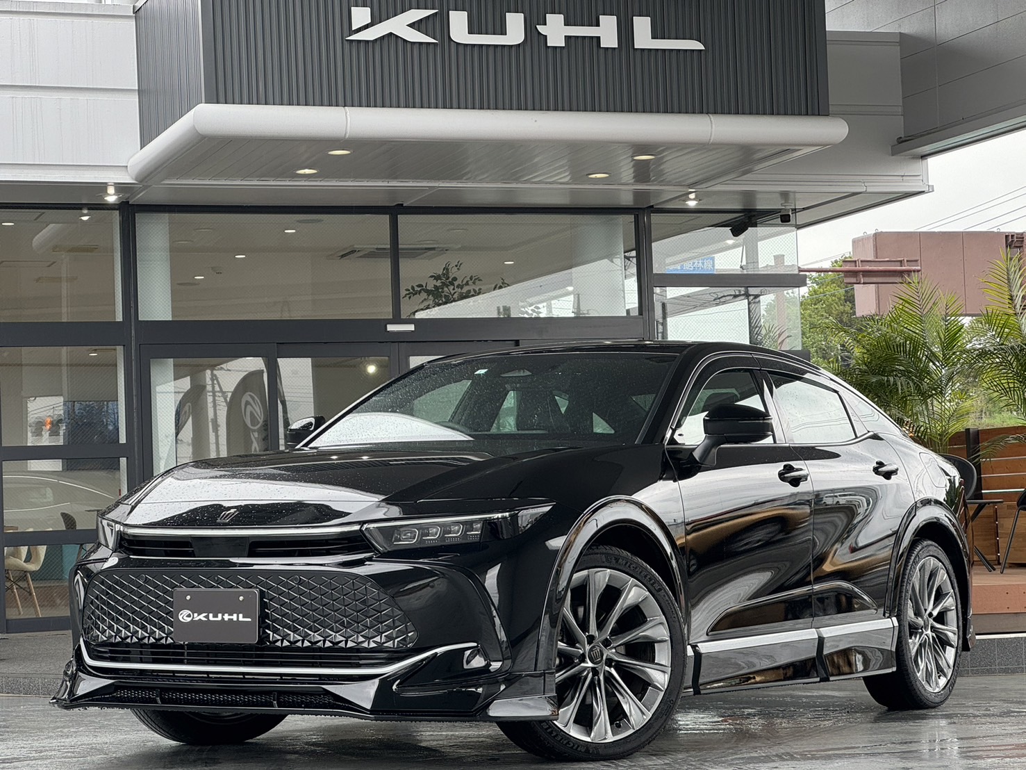 【　パルフェットPharfaite 好きな方にも】サイバー中央町クラウンセット 極上中古車】クラウンクロスオーバーをスタイル変更！！ ｜ KUHL(クール)