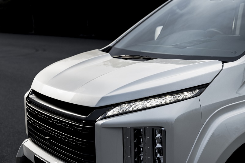 エアロ】MITSUBISHI・DELICA D5 エアロパーツ取り付け時間、工賃