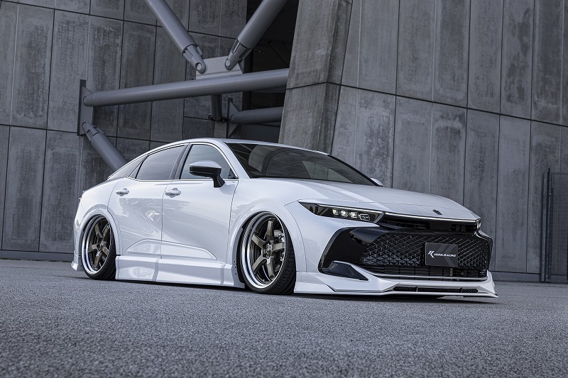 クラウンスポーツ CROWNSPORTS 用エアロパーツ開発スタート！フロント