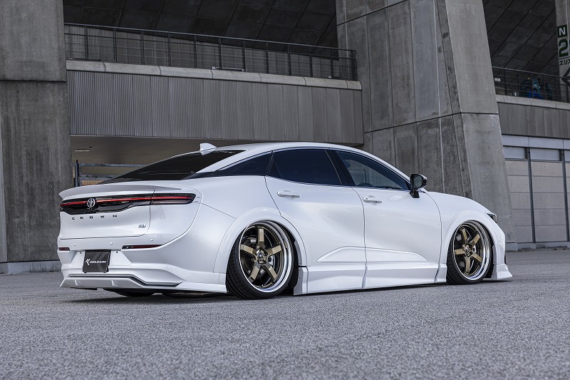 クラウンスポーツ CROWNSPORTS 用エアロパーツ開発スタート！フロント