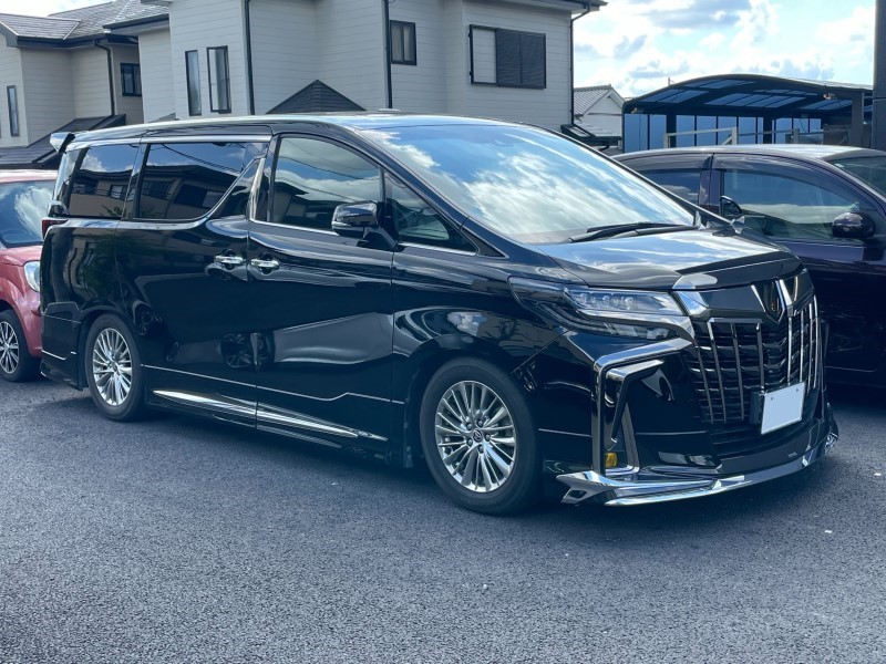 カスタムブログ】30系アルファードにKUHLのVERZホイールとウイングを