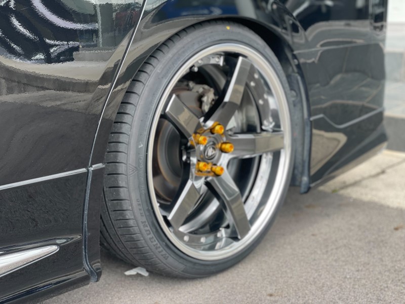 カスタムブログ】30系アルファードにKUHLのVERZホイールとウイングを