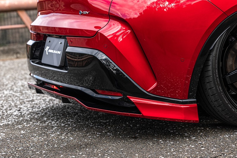 クラウンスポーツ CROWNSPORTS エアロパーツ＆カスタマイズカー紹介