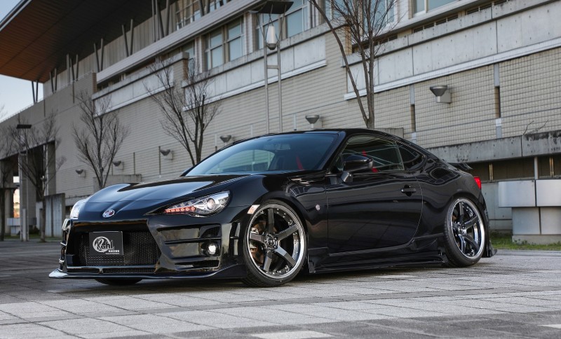 ZN6型86・BRZをカスタムするなら買取り保証付き「KUHL PACK