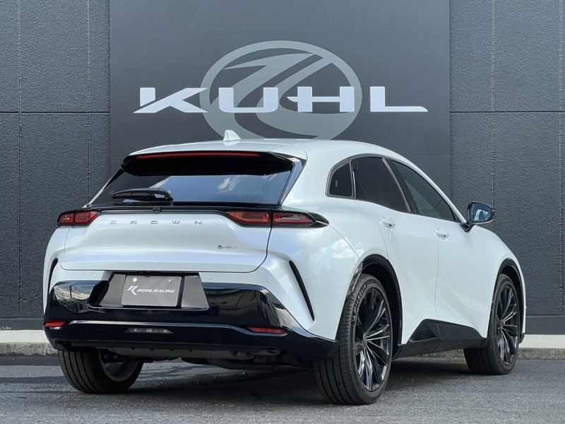 KUHL KARS AICHIに展示中のクラウンスポーツ