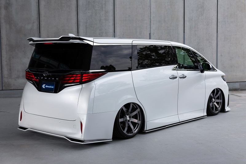 KUHLの40アルファード用リアディフューザー