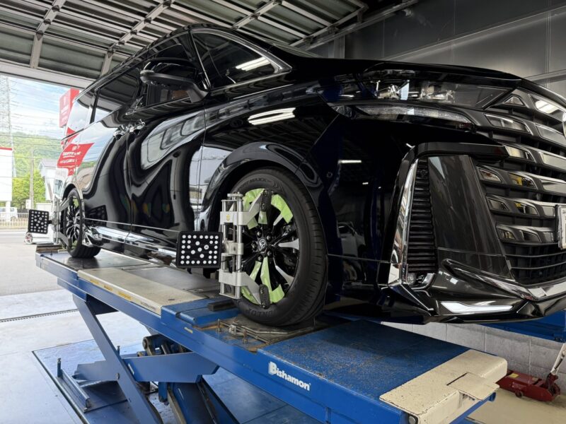 40系カスタム】40アルファードにRS-Rダウンサスを取付・アライメント