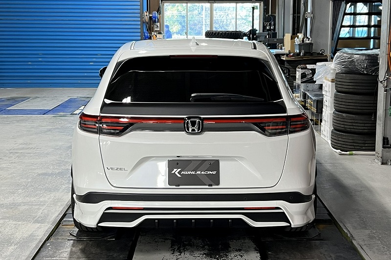 「KUHL STYLE KIT」VEZELのリアハーフスポイラー